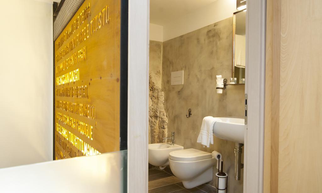 Hotel Casa Maria Salerno Zimmer foto